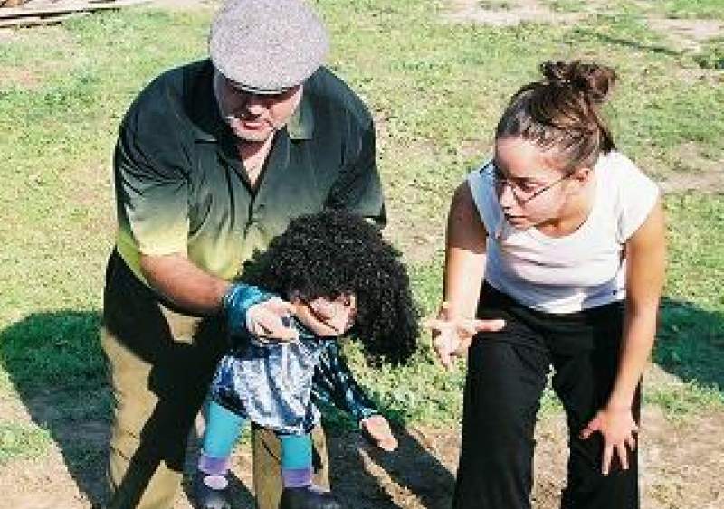 Bob and Vedrana – Puppet Storytelling Team